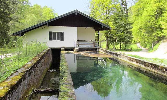 Kleinwasserkraftwerk